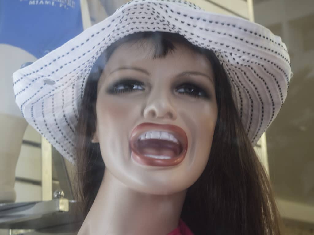 some mannequins in Miami MISH AMINOFF